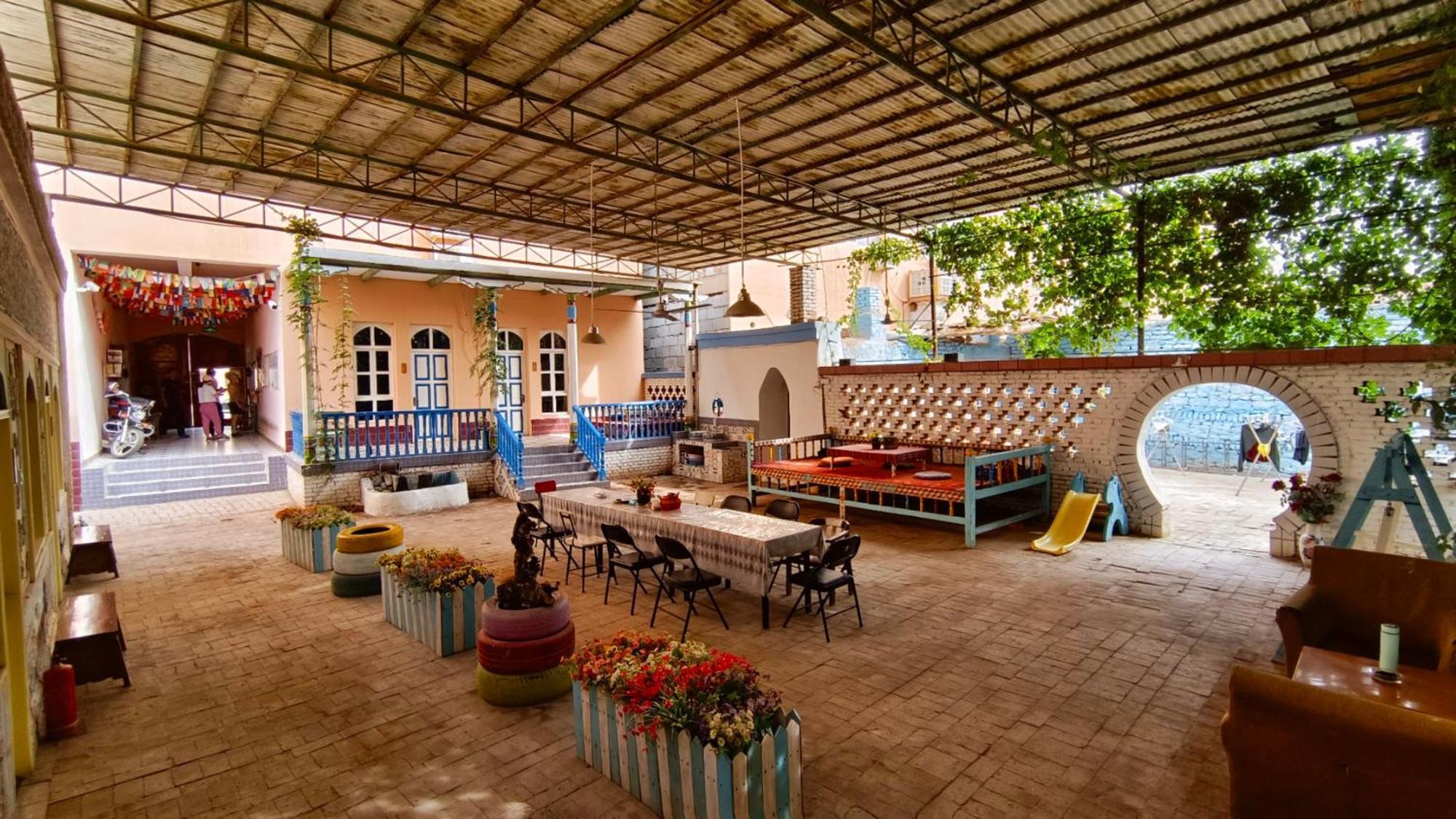 New Dap Hostel Turpan ภายนอก รูปภาพ